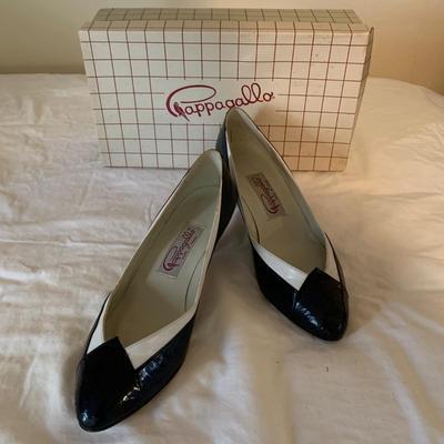 Vintage Ladies Pumps, Leather Boots, and More, Sz 8.5/9 (UB1-KW)