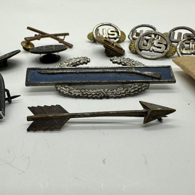 WW1 / WW2 Buttons & Pins