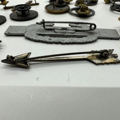 WW1 / WW2 Buttons & Pins