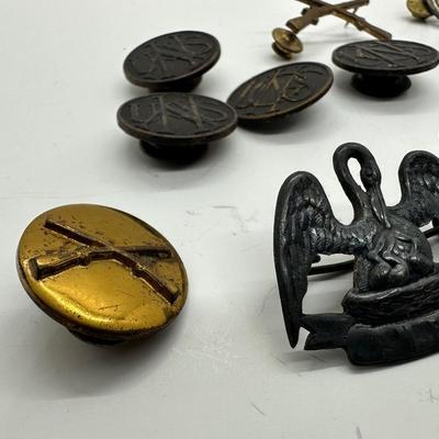 WW1 / WW2 Buttons & Pins