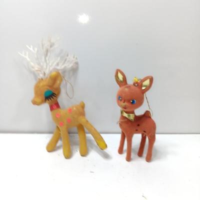 Two vintage Flocked deer - Buck and doe