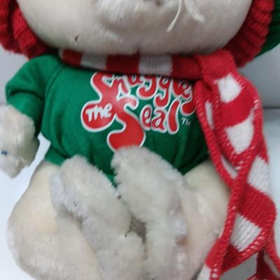 Vintage Emotions Mattel Snuggles The Seal White Baby Stuffed Animal Plush 1984