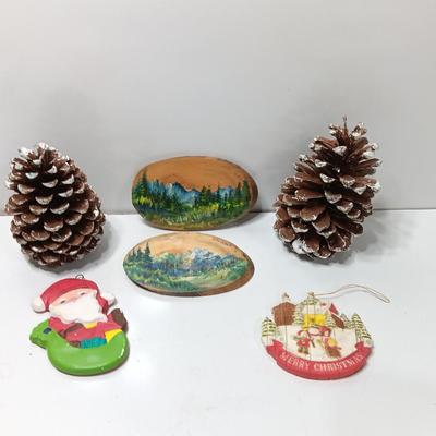 Two hand painted Colorado scenery ornaments on wood and two other Christmas ornaments with pine cones
