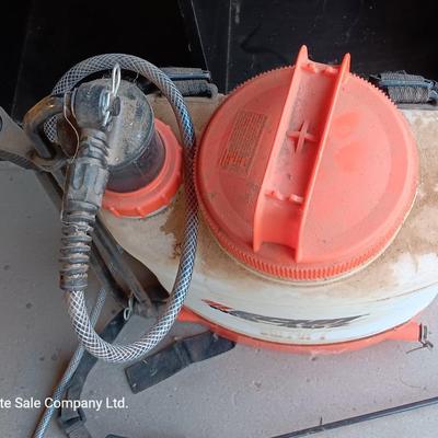 Echo MS-402 Backpack style weed sprayer with wand and back straps