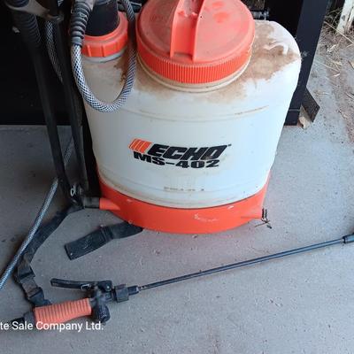 Echo MS-402 Backpack style weed sprayer with wand and back straps