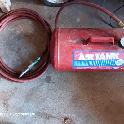 Midwest Products Portable Air Tank with air hose