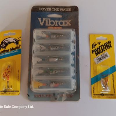 Brand new unopened Lures Vibrax 5 lures total - and two panther Martin Lures
