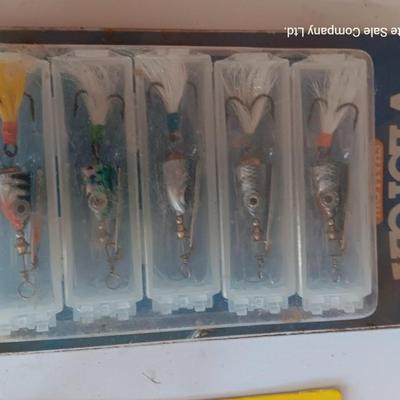 Brand new unopened Lures Vibrax 5 lures total - and two panther Martin Lures