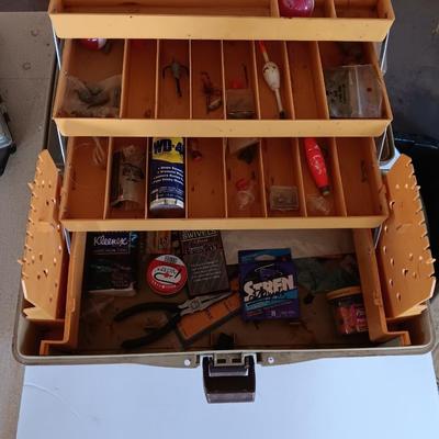 Old Pal 1090 Fishing tackle box with remainder of Fishing tackle -
