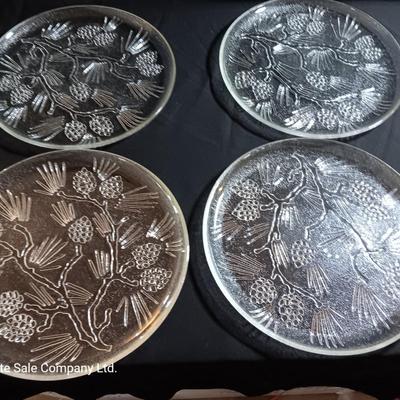 Four Tiara Exclusives Ponderosa Pine master Dinner plates (2 of 2)