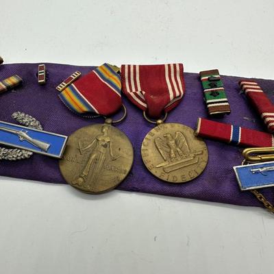Military Ribbons & Medals (lot 8)