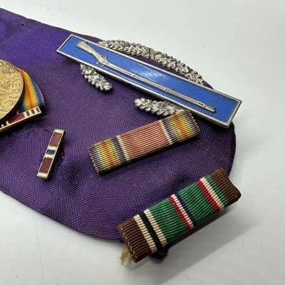 Military Ribbons & Medals (lot 8)