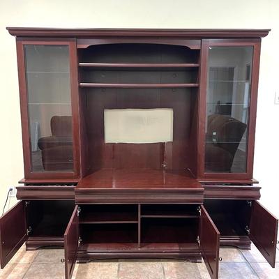 Entertainment Center With Lighted Cabinets~ Read Details