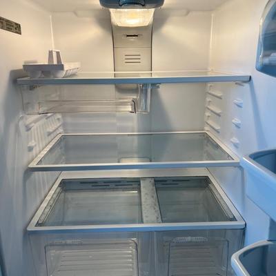 MAYTAG Refrigerator
