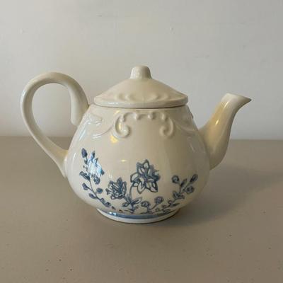 White and Blue Tea Pot