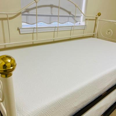 LUCID ESSENCE Matresses WIth Daybed/Trundle