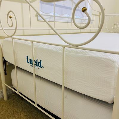 LUCID ESSENCE Matresses WIth Daybed/Trundle