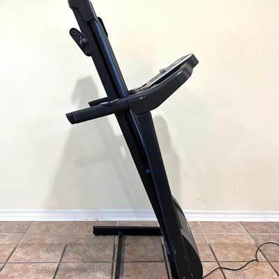 XTERRA FITNESS TR150 FOLDING TREADMILL