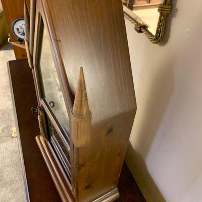 New England Clock Company Steeple Mantle Clock w/key