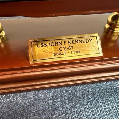 Lot 9 USS, John F Kennedy, CV â€“ 67 scale model 1/700