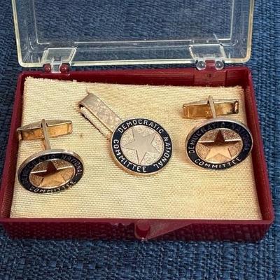 Lot 22 Kennedy pins and RFK Aulogy mini book