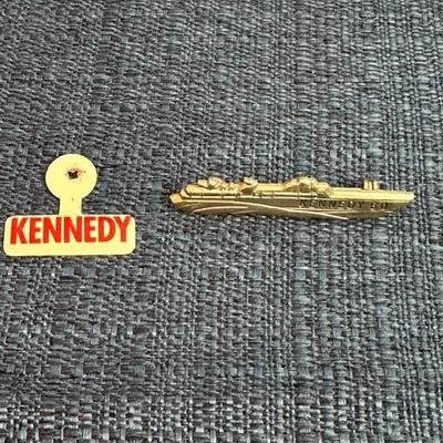 Lot 22 Kennedy pins and RFK Aulogy mini book