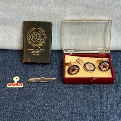 Lot 22 Kennedy pins and RFK Aulogy mini book