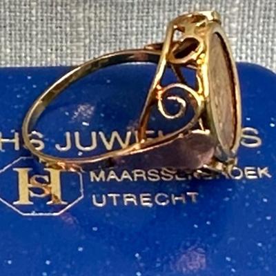 Lot 27 JFK  585 Gold ring