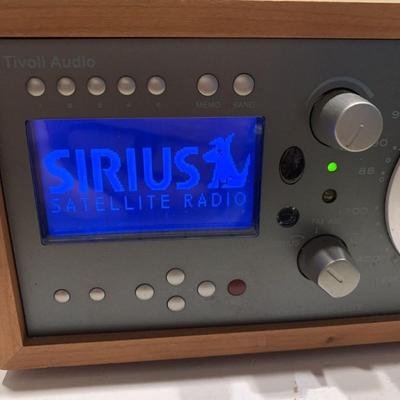 Tivoli Audio Satellite SIRIUS AM FM Table Radio