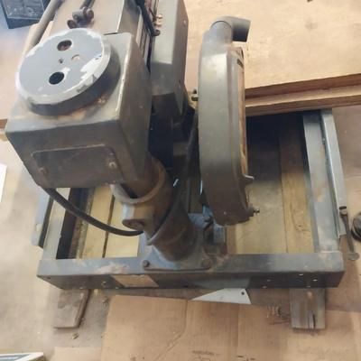 Craftsman 12" radial saw