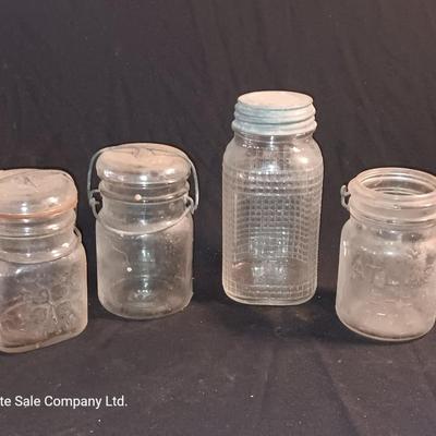 Four Antique jars Zinc lid -