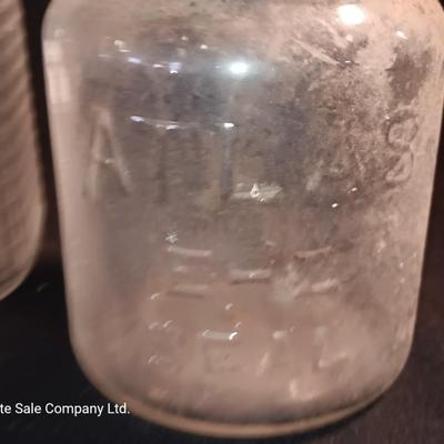 Four Antique jars Zinc lid -