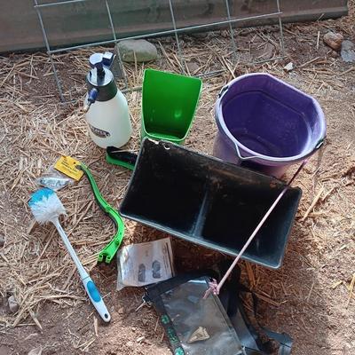 Feeders, spray bottles, show sticks and other items for pig / swine showing. 4-H