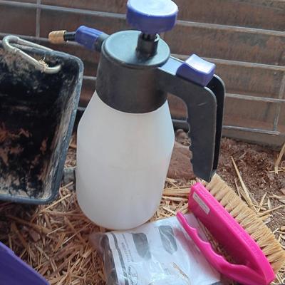 Feeders, spray bottles, show sticks and other items for pig / swine showing. 4-H