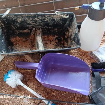 Feeders, spray bottles, show sticks and other items for pig / swine showing. 4-H