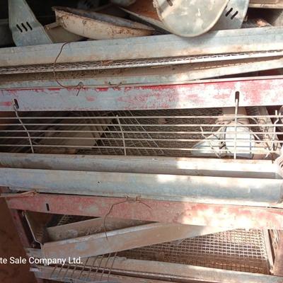 Metal chicken brooder with all the feeders