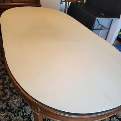 Solid Wood Extendable  Dining Room Table (DR-DW)
