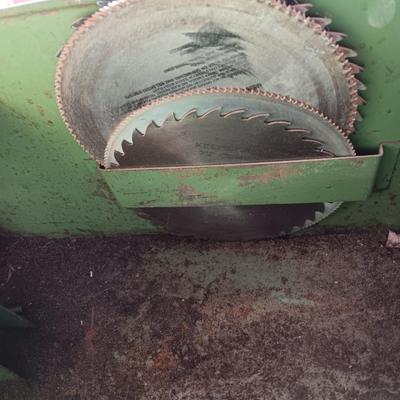 Vintage Van Dorn no 75 Quick saw in metal tool case