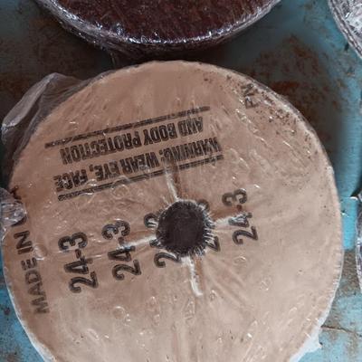 LOTS of new packages of 4" sanding pad / disks