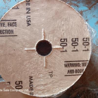 LOTS of new packages of 4" sanding pad / disks