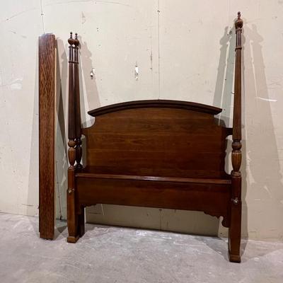 Solid Wood Four Poster Queen Size Bed ~ *Read Details