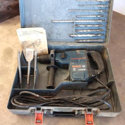Bosch hammer SDS=Plus Drill in metal case with accessories