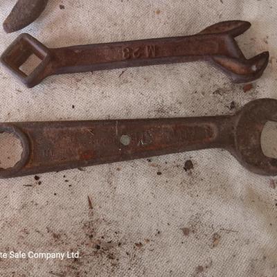 Four antique wrenches with unique ends - Dearing