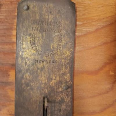 Two Antique scales Chatllon's Improved String balance NEW YORK and Viking JR. Hanson Scale Co.