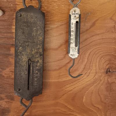 Two Antique scales Chatllon's Improved String balance NEW YORK and Viking JR. Hanson Scale Co.