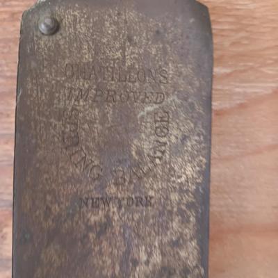 Two Antique scales Chatllon's Improved String balance NEW YORK and Viking JR. Hanson Scale Co.