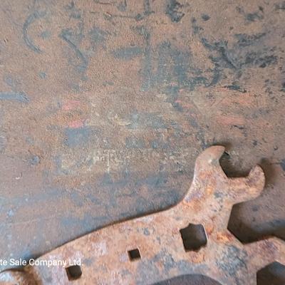 Antique socket set in metal case