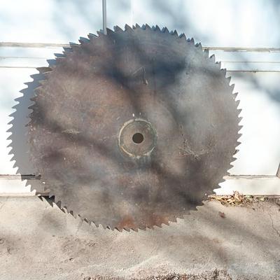 27-inch antique saw blade