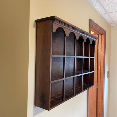 Wooden Curio Shelf (BD-SS)