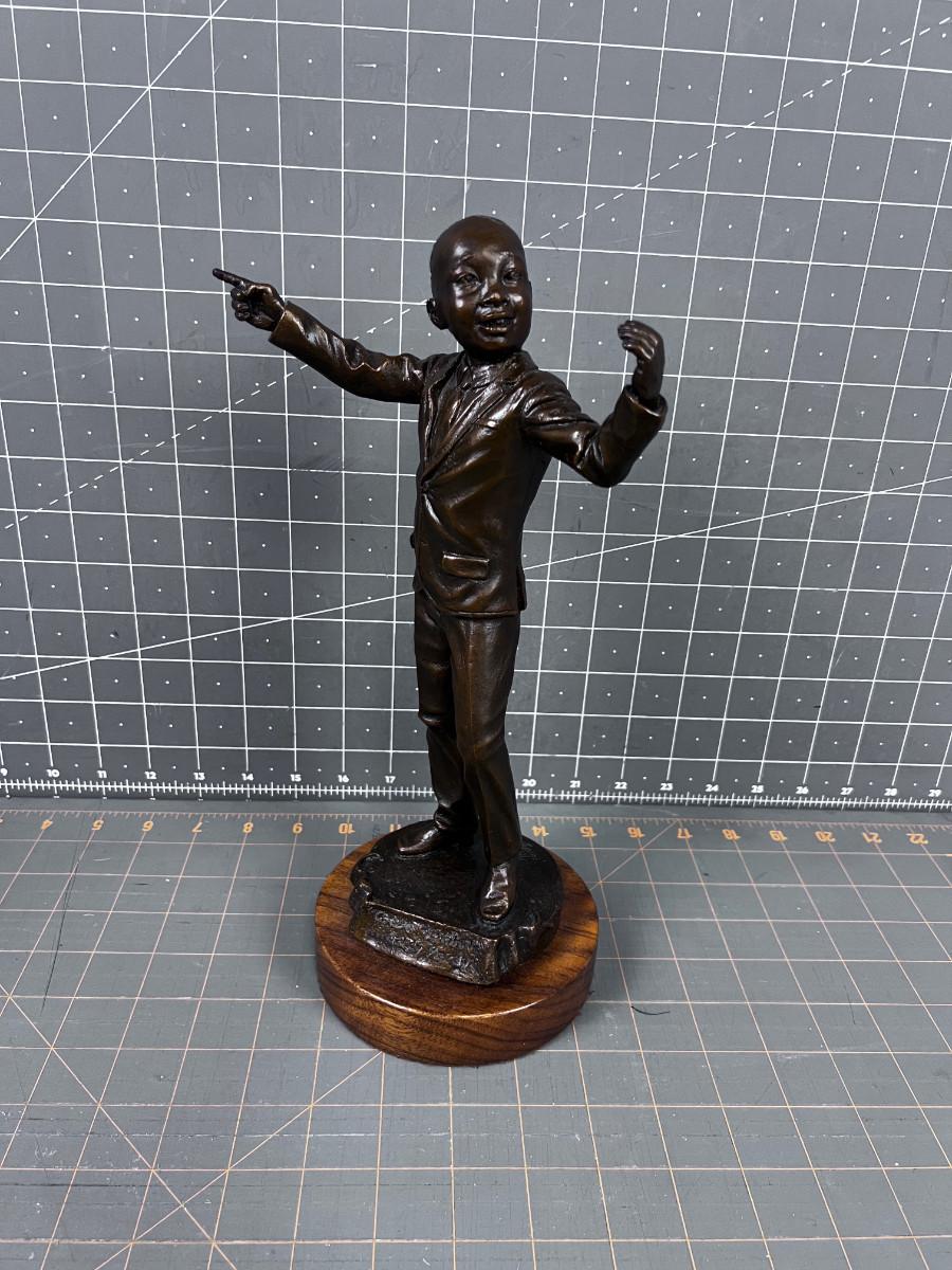 Bronze Statue GARDY MARDY